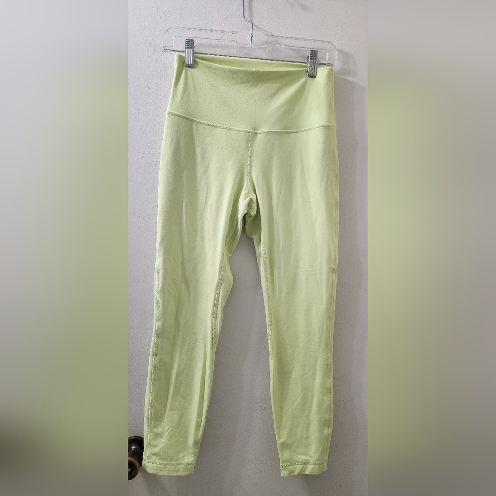 Light‎ Green High-Waisted Leggings